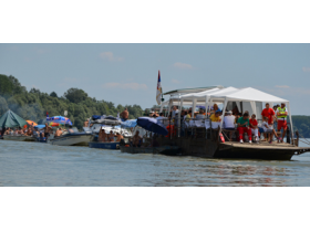 U čast Majke Angeline